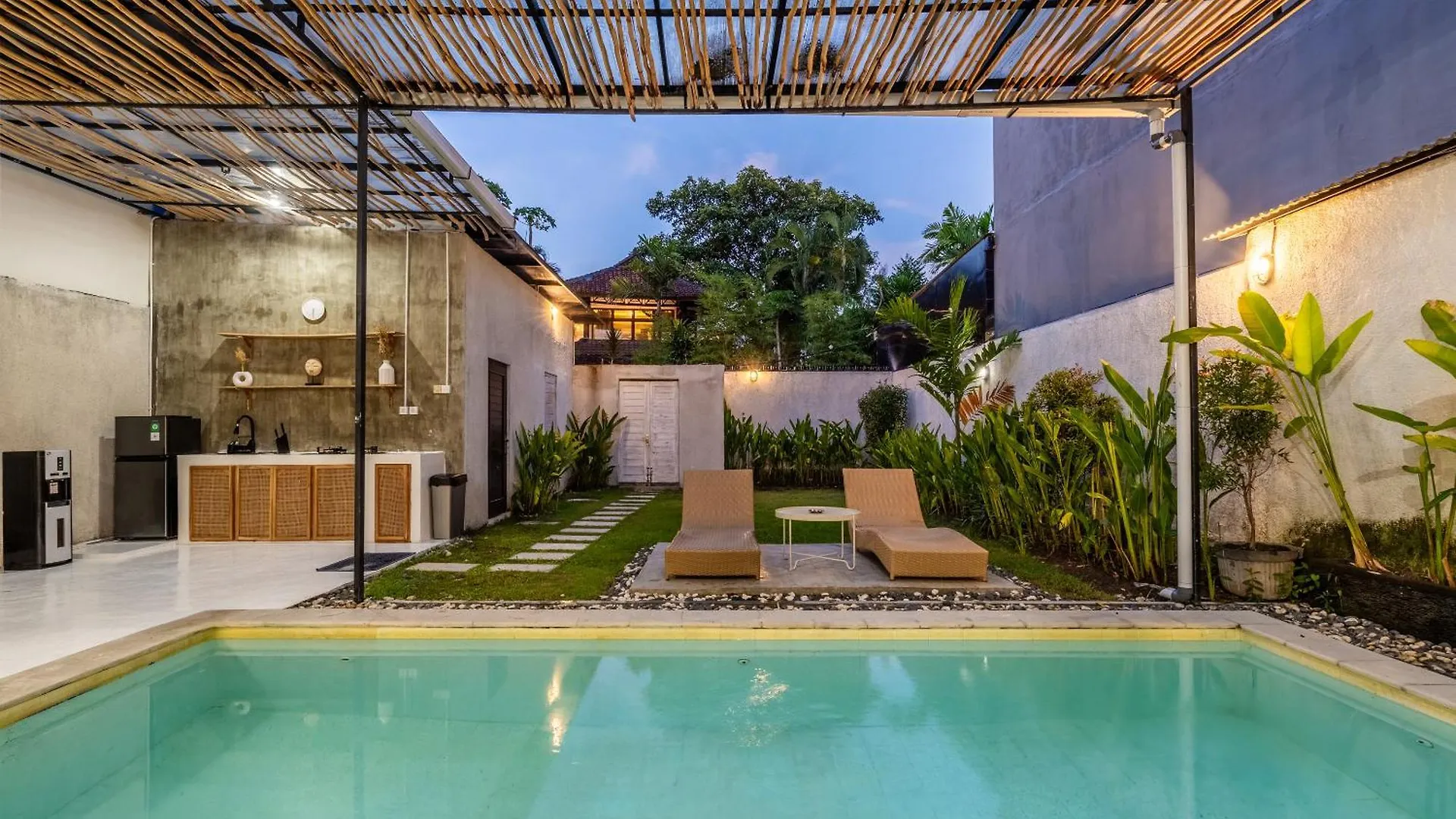 Villa Apollo - 4Br Private Villa In Seminyak Seminyak (Bali)