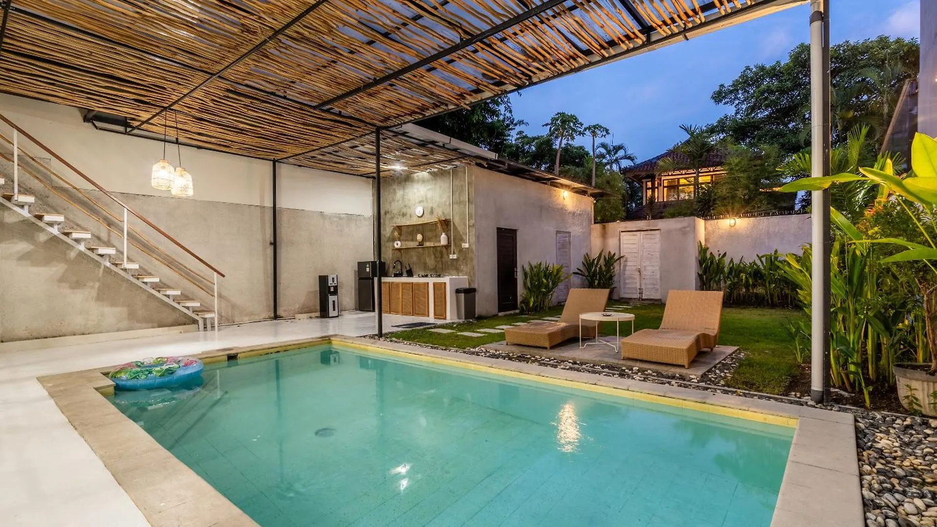 Villa Apollo - 4Br Private Villa In Seminyak 0*, Seminyak (Bali)