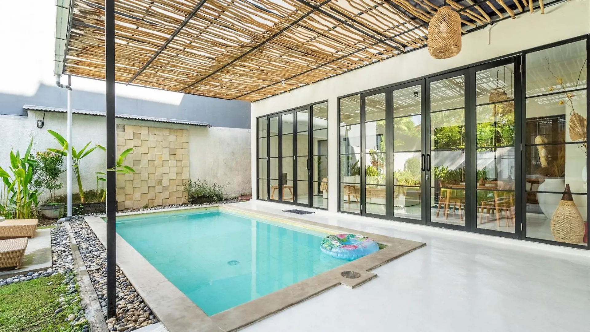 Villa Apollo - 4Br Private Villa In Seminyak Seminyak (Bali)