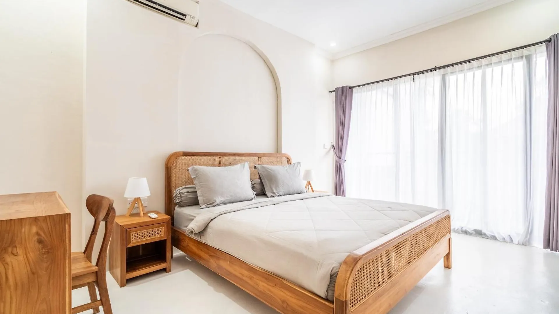 Villa Apollo - 4Br Private Villa In Seminyak