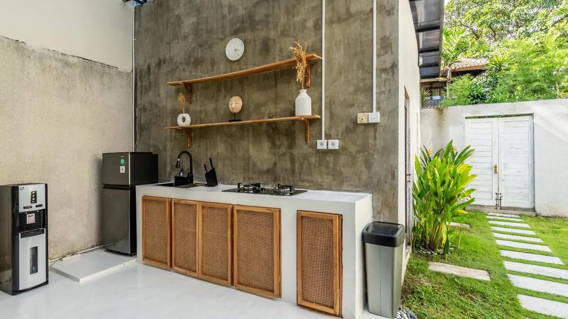 Villa Apollo - 4Br Private Villa In Seminyak سمينياك